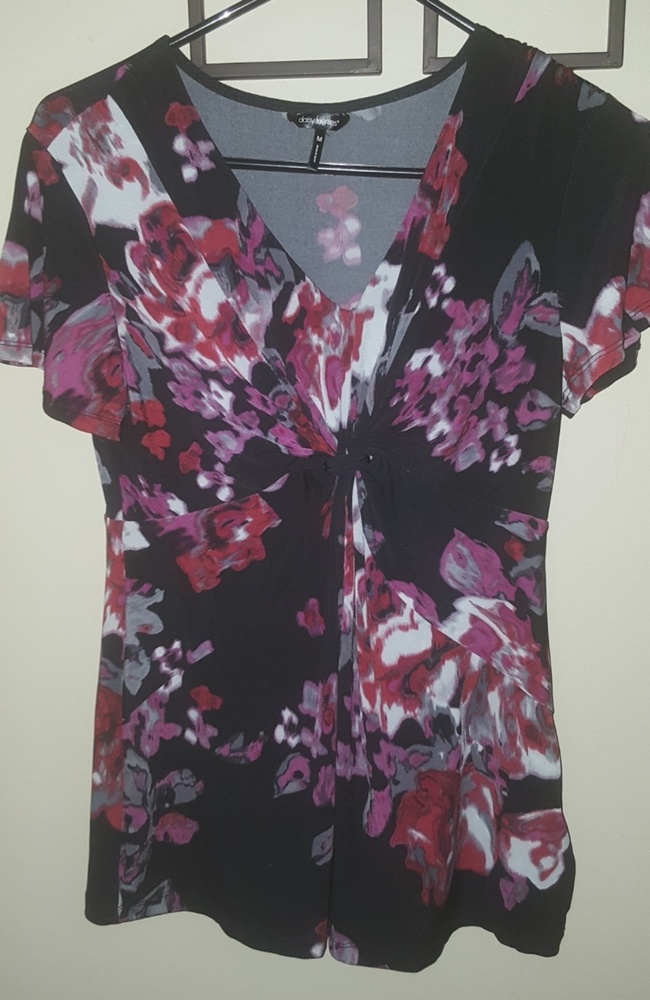 Daisy Fuentes Short Sleeve Top